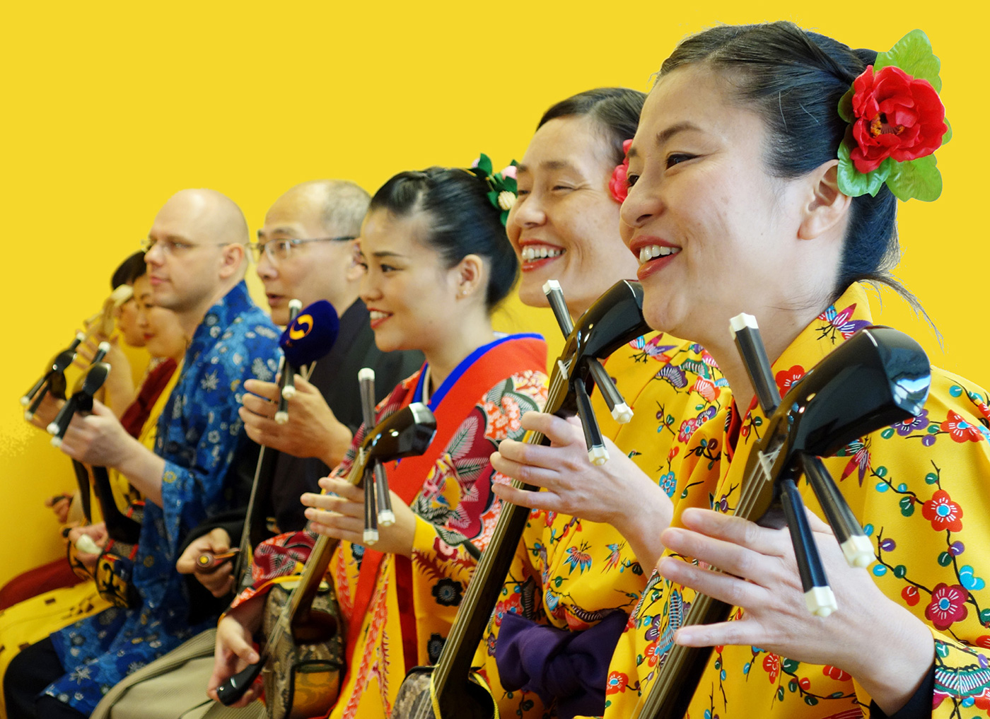 Musik und Tanz aus Okinawa